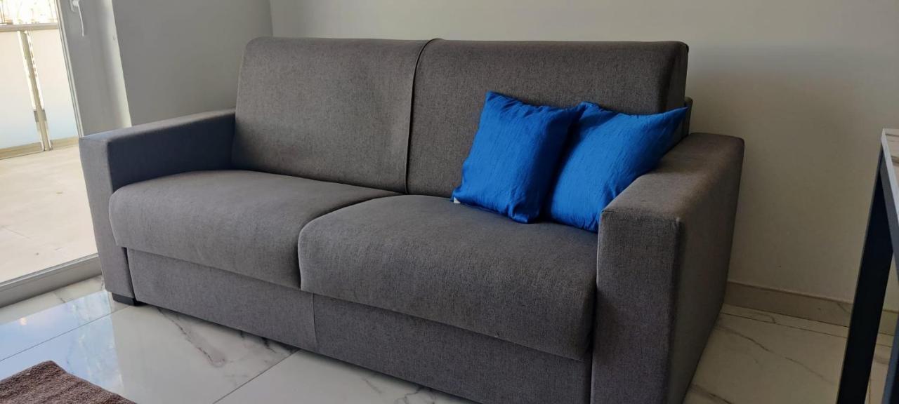 Blu-M Central Qormi Kültér fotó