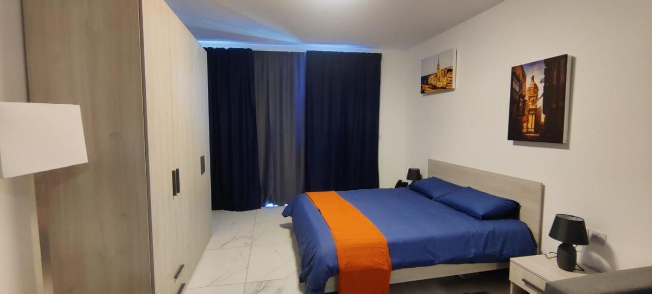 Blu-M Central Qormi Kültér fotó